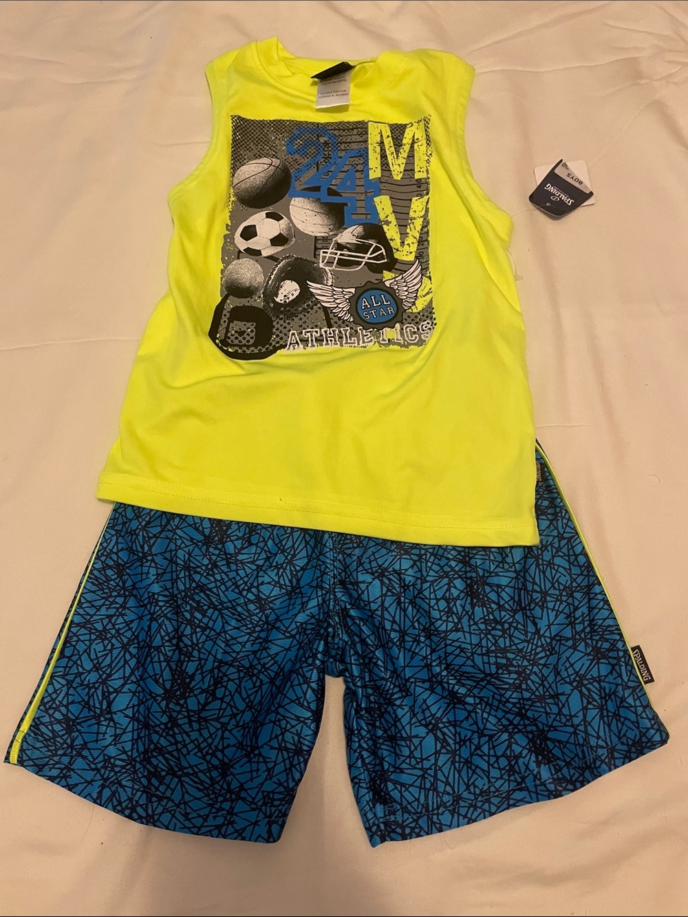 4T athletic bundle - Picture 3 of 5